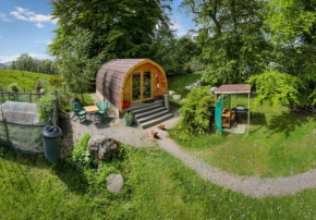Glentruim Homestay B&B and Glamping Pods